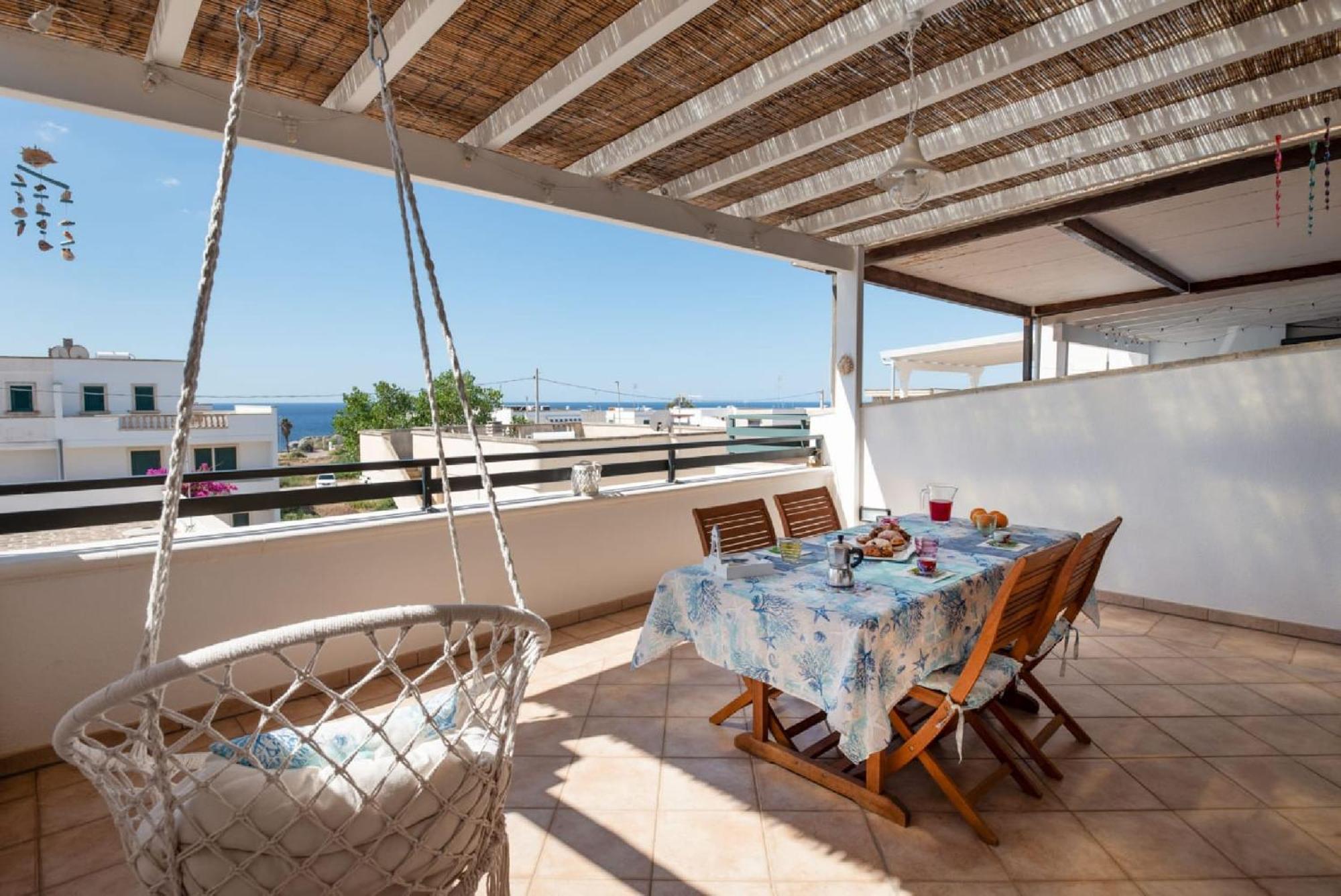 Casa Vacanze Orlando - Con Veranda Vista Mare A 200M Dal Mare Santa Maria di Leuca Exterior photo